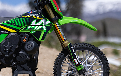 1/4 Promoto-MX Motorcycle RTR with Battery and Charger, Pro CircuitGREEN